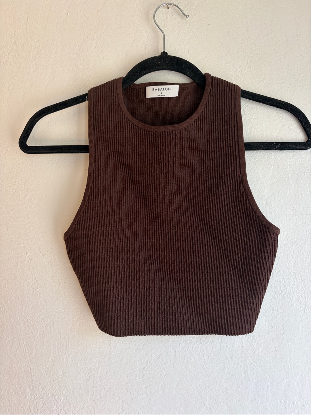 Aritzia Babaton Sculpt Knit Tank - crop small brown